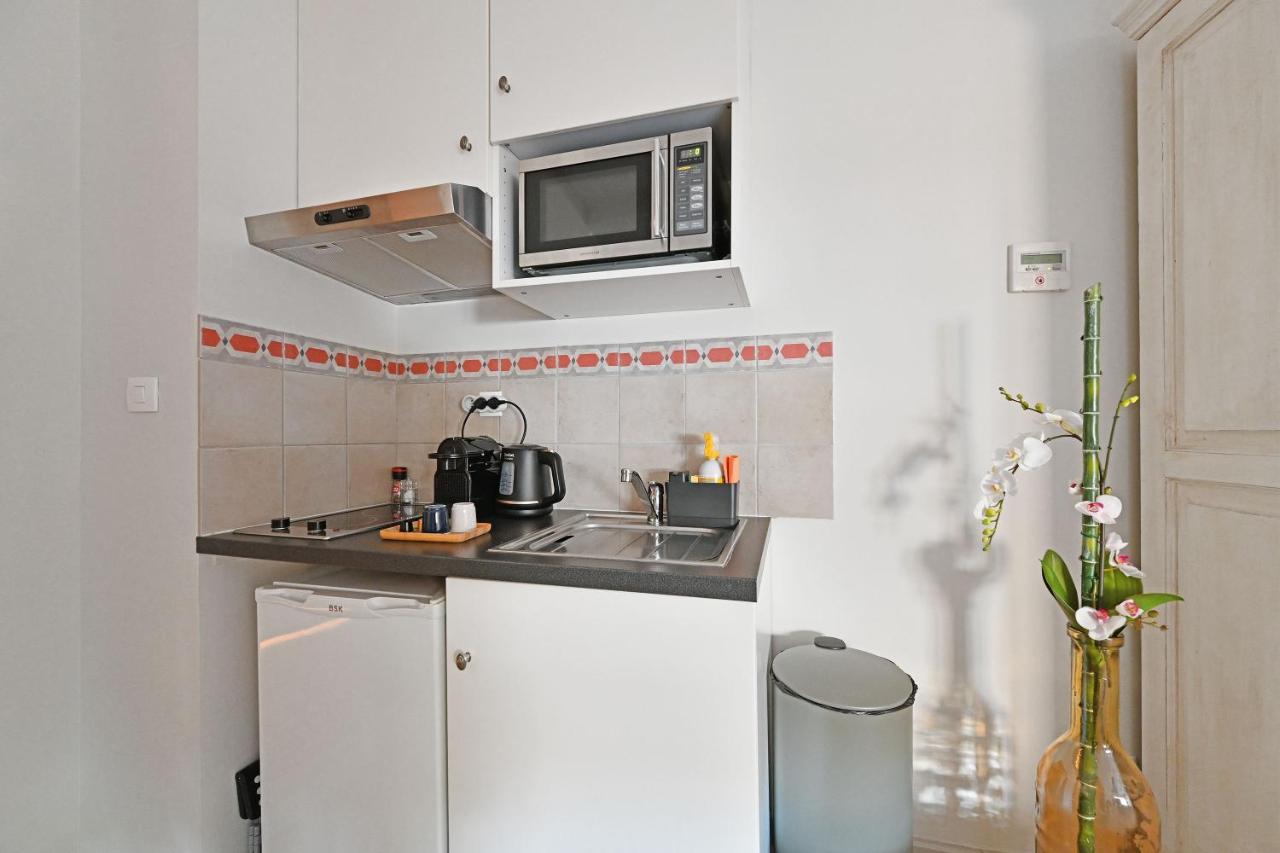 Au Coeur Des Papes, Dans Batisse De Charme Studios & Appartements En Coeur De Ville อาวีญง ภายนอก รูปภาพ