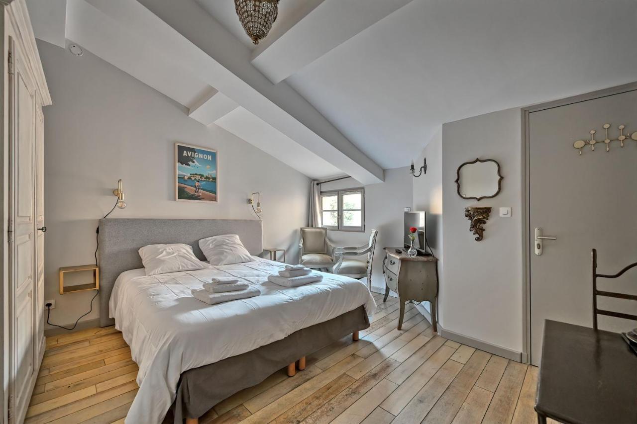 Au Coeur Des Papes, Dans Batisse De Charme Studios & Appartements En Coeur De Ville อาวีญง ภายนอก รูปภาพ