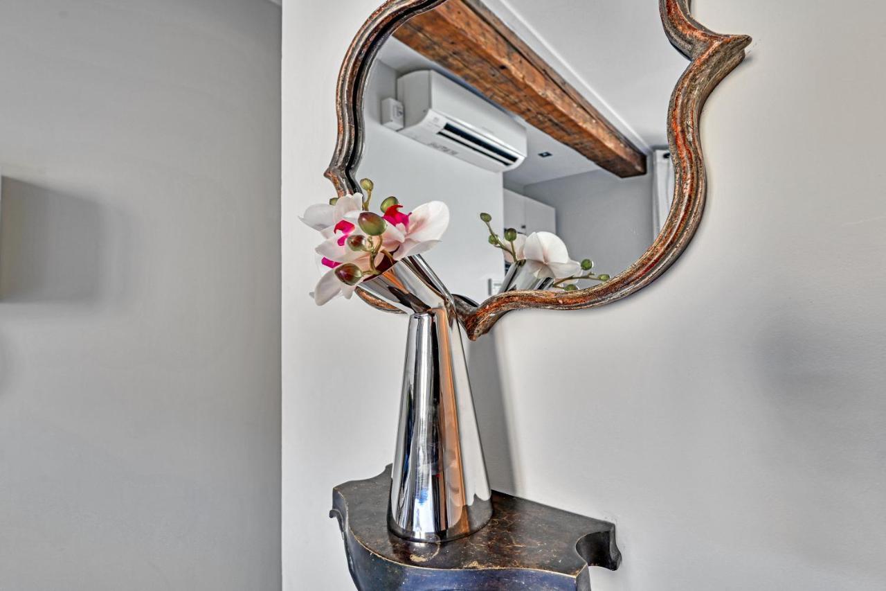 Au Coeur Des Papes, Dans Batisse De Charme Studios & Appartements En Coeur De Ville อาวีญง ภายนอก รูปภาพ