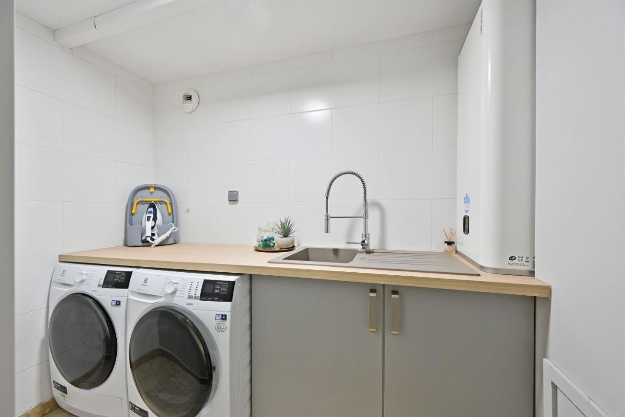 Au Coeur Des Papes, Dans Batisse De Charme Studios & Appartements En Coeur De Ville อาวีญง ภายนอก รูปภาพ