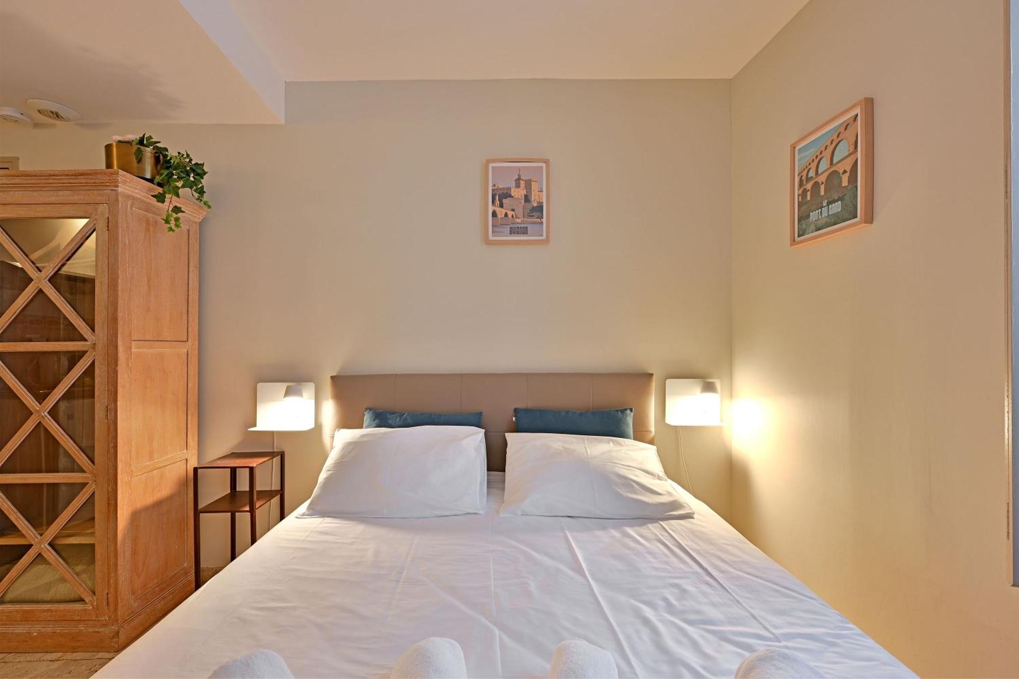 Au Coeur Des Papes, Dans Batisse De Charme Studios & Appartements En Coeur De Ville อาวีญง ภายนอก รูปภาพ