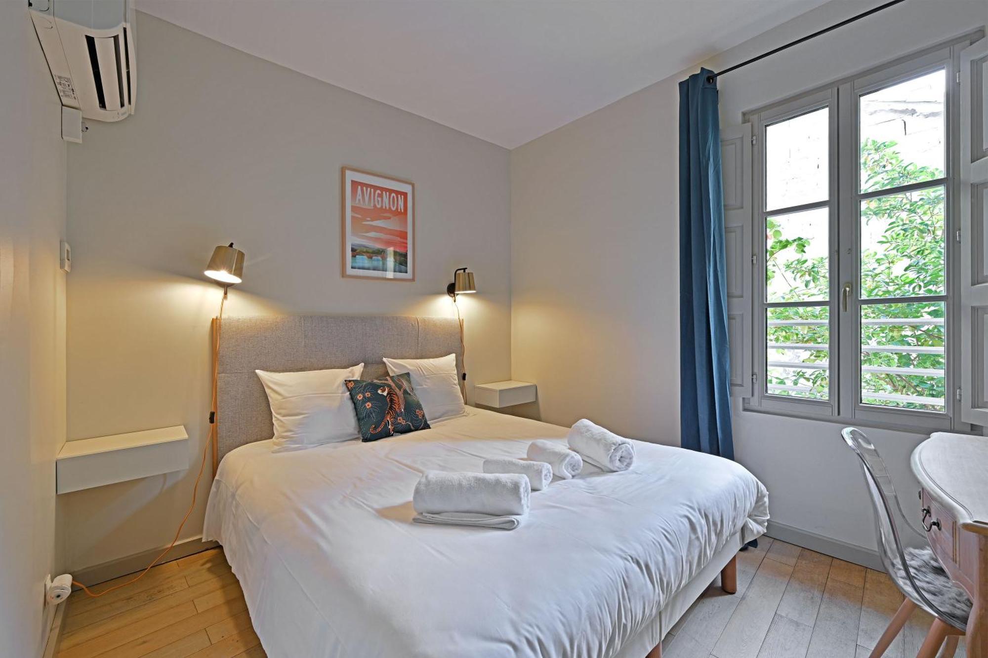 Au Coeur Des Papes, Dans Batisse De Charme Studios & Appartements En Coeur De Ville อาวีญง ภายนอก รูปภาพ